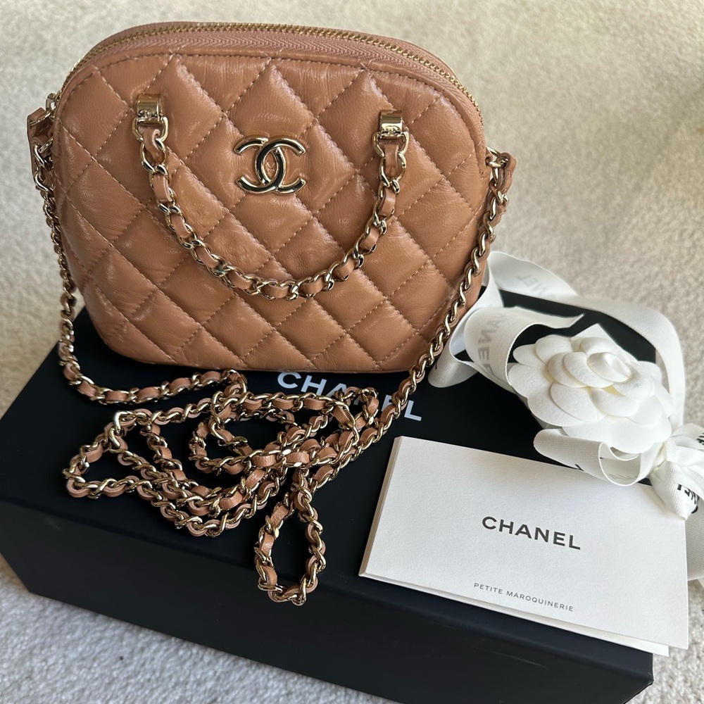 Chanel clutch on chain